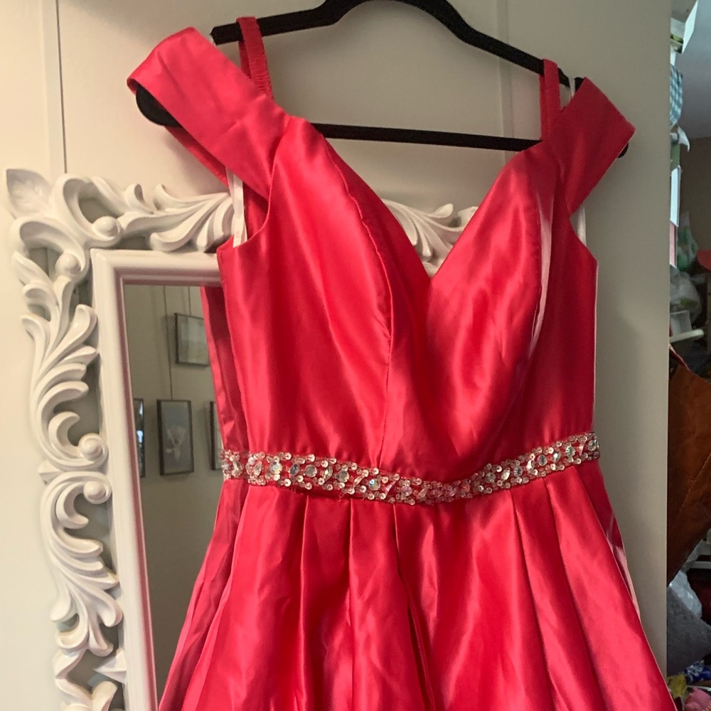 Cindy USA small S pink short satin prom cocktail dress
